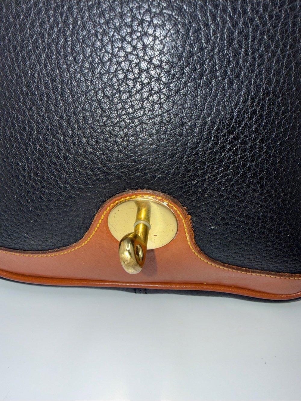 Vintage Dooney & Bourke (AWL) Square Carrier Leather Bag - Picture 6 of 12